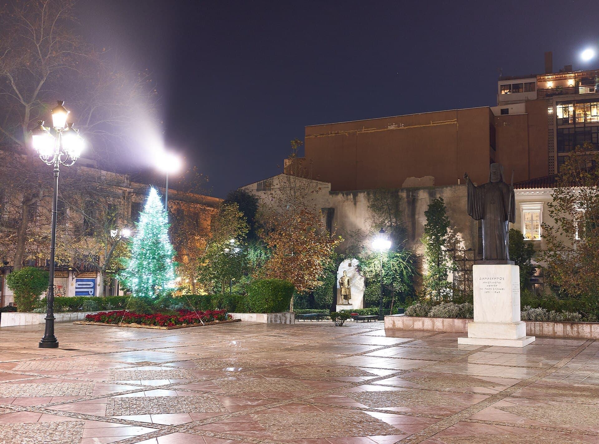 Christmas lights on Mitropoleos Square in Athens