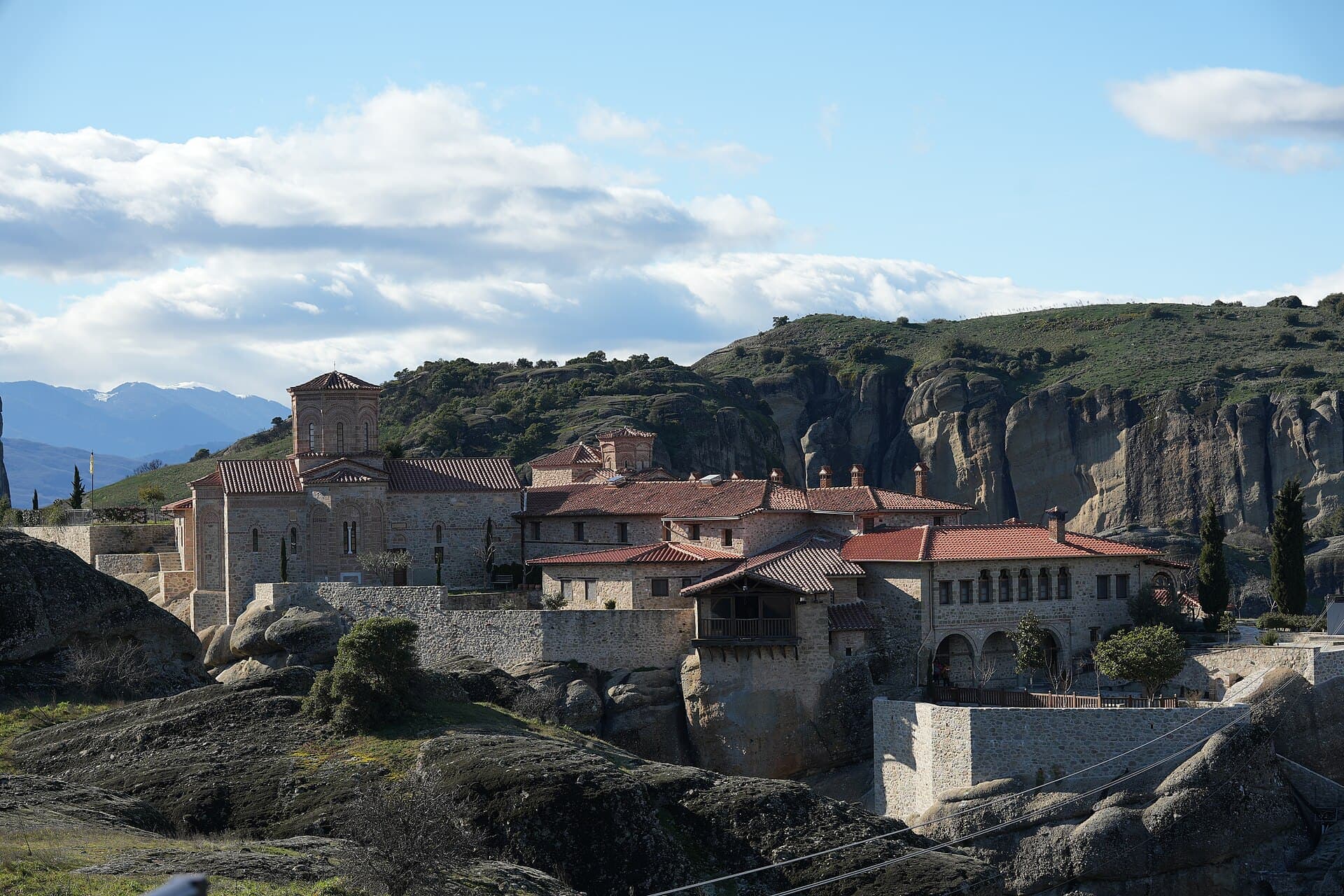Monastery of the Holy Trinity on the rocks of Meteora